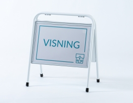 Gatupratare – mäklarskylt